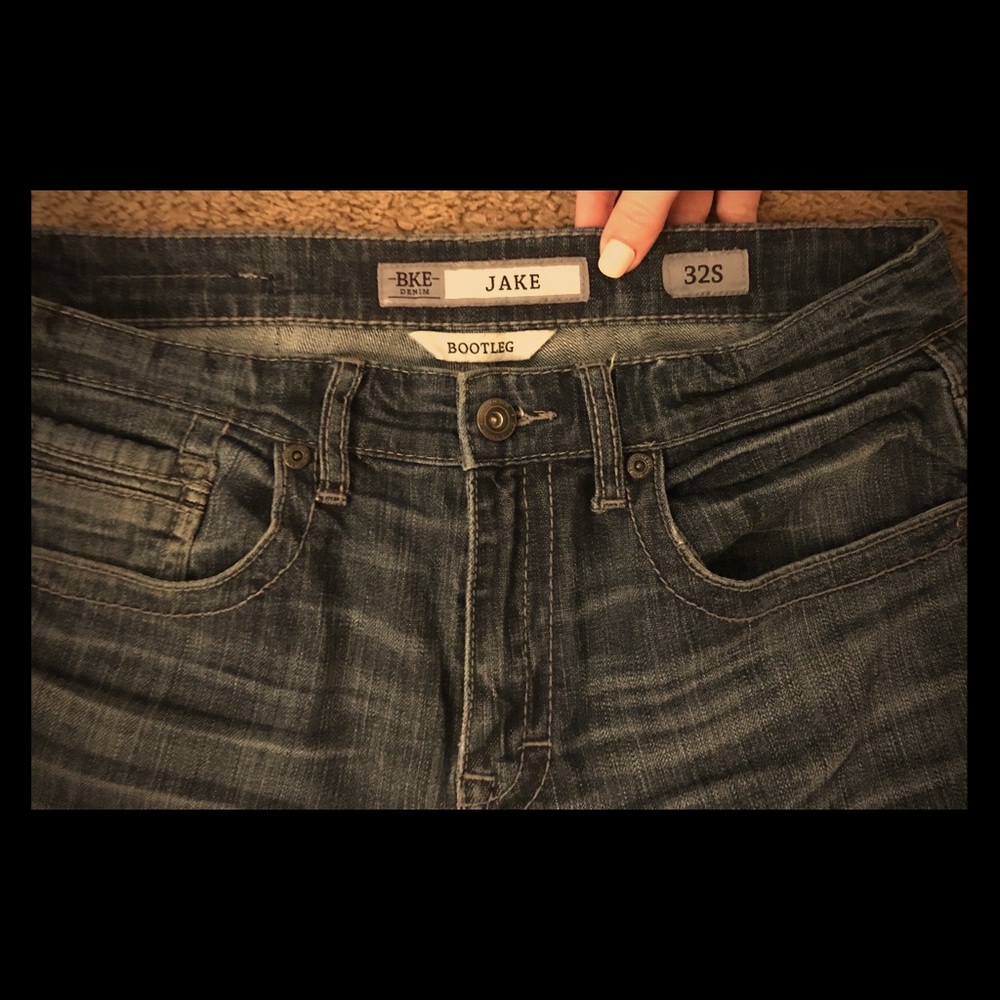 Buckle BKE Jeans size 32S bootcut dark wash